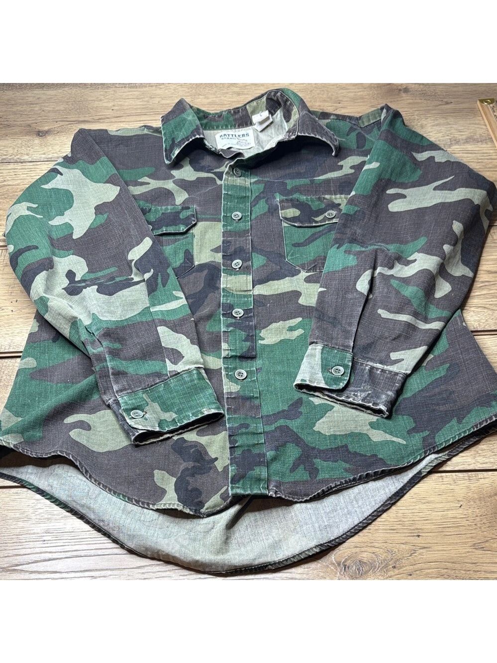 Vintage Rattler’s Brand Camo Shirt Size Medium USA Made